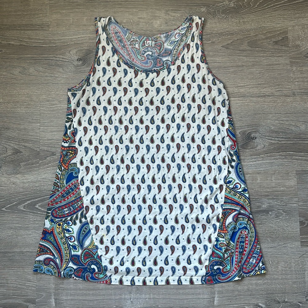 UNIQLO X VERA BRADLEY Colorful Paisley Sleeveless Lightweight Tunic